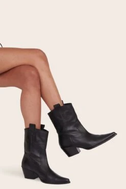 JUNE BOOT | BLACK -Staud 07 1313 BLK 00196 web