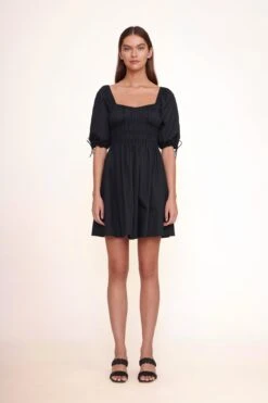 FRANKIE WEDGE | BLACK -Staud 90 7851 BLK 01099 web 1