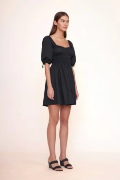 FRANKIE WEDGE | BLACK -Staud 90 7851 BLK 01102 web 1