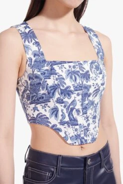 ALICE TOP | CHINA BLUE TOILE 13 ALICE TOP | CHINA BLUE TOILE -Staud Alice Top Blue Toile Cropped Elliot Pant Navy 00202 web