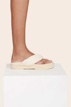 DAHLIA PLATFORM | CREAM -Staud DAHLIA PLATFORM CREAM 1 web
