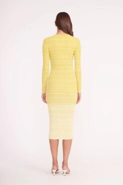 SHOKO SWEATER | POLLEN WHITE 11 SHOKO SWEATER | POLLEN WHITE -Staud SHOKO SWEATER POLLEN WHITE BRIGITTE MULE PAPER 04925 web cd594709 69dc 4374 9830 6856695ba212