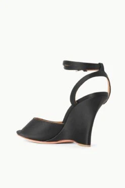 ANOUSH WEDGE | BLACK -Staud STAUD ANOUSH WEDGE BLACK FALL 23 ECOM 3