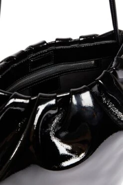 VALENTINA BUCKET BAG | BLACK 9 VALENTINA BUCKET BAG | BLACK -Staud STAUD VALENTINA BAG BLACK SUPF 23 ECOM 4 web