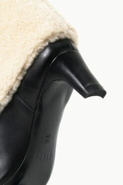 WALLY FOLDOVER BOOT | BLACK CREAM 13 WALLY FOLDOVER BOOT | BLACK CREAM -Staud STAUD WALLYFOLDOVERBOOT BLACKCREAM ECOM 4