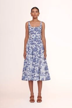 FRANKIE WEDGE | TAN -Staud Wells dress blue toile 00578 web