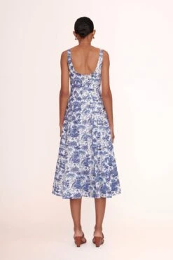 FRANKIE WEDGE | TAN -Staud Wells dress blue toile 00585 web
