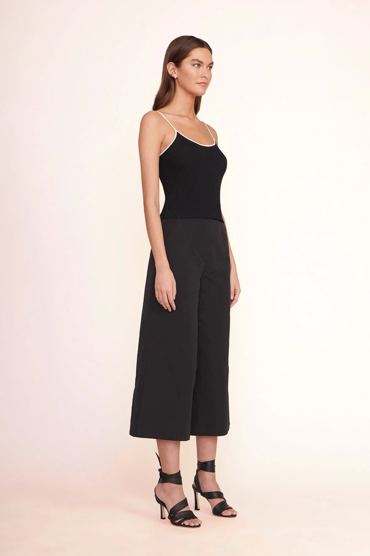 SOLEIL TOP | BLACK WHITE 4 SOLEIL TOP | BLACK WHITE - Image 2