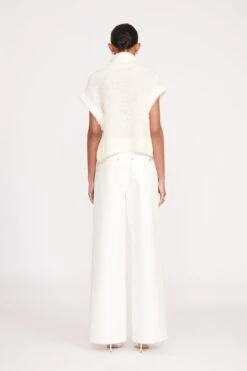 BETTE SWEATER | WHITE 9 BETTE SWEATER | WHITE -Staud fall 23 1291 web