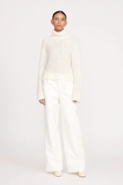 EZIO SWEATER | WHITE 10 EZIO SWEATER | WHITE -Staud fall 23 1513 web