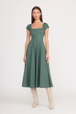SHORT SLEEVE WELLS DRESS | PINE