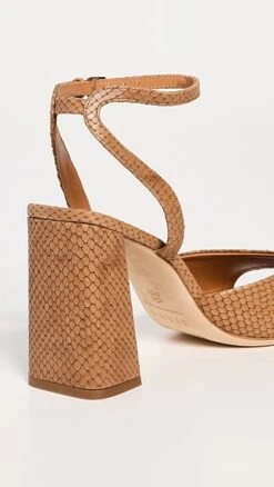 STAUD Solange Heel -Staud staud314701a71d 1681651334485 2 0. UX357 QL90